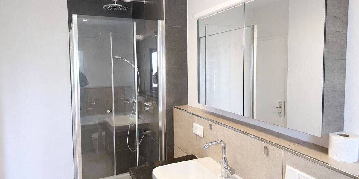 Reihenmittelhaus Mannheim Rheinau - 5 Zimmer, 149 m&sup2;, 495.000&euro; | Angebot:26155054