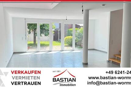 Für Städter oder die es werden wollen: Modernes RH, EBK, Garten, Garage, am Liebenauer Feld!