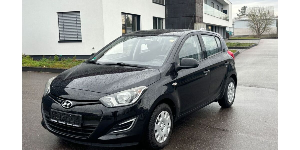Hyundai i20 113.000 km 5.200 &euro; Plankstadt 68723
