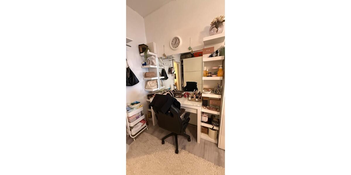 Etagenwohnung Ludwigshafen am Rhein Ludwigshafen-Hemshof - 3 Zimmer, 75 m&sup2;, 660&euro; | Angebot:27579156