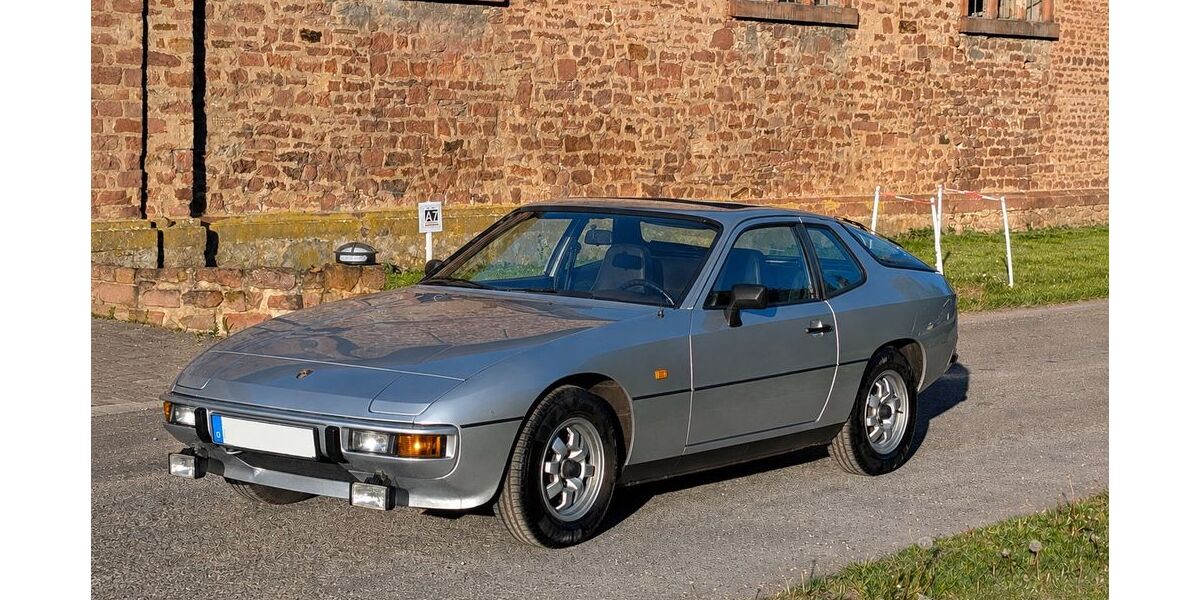 Porsche 924 62.855 km 18.900 &euro; Bammental 69245