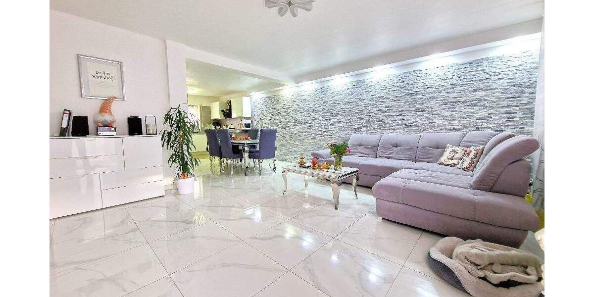 Solides Reihenhaus mit Garten und Garage - Reihenmittelhaus Ludwigshafen am Rhein Mundenheim | Angebot:25214578