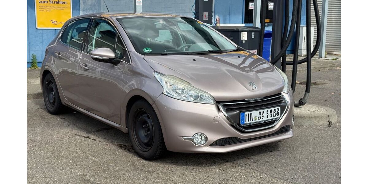 Peugeot 208 160.000 km 3.999 &euro; Mannheim 68309