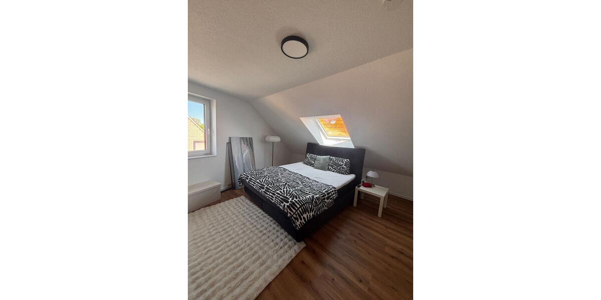 Dachgeschoßwohnung Philippsburg - 3 Zimmer, 82 m&sup2;, 1.150&euro; | Angebot:26311611