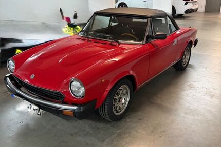 Fiat 124 Spider 140.723 km 22.450 &euro; Ludwigshafen 67061