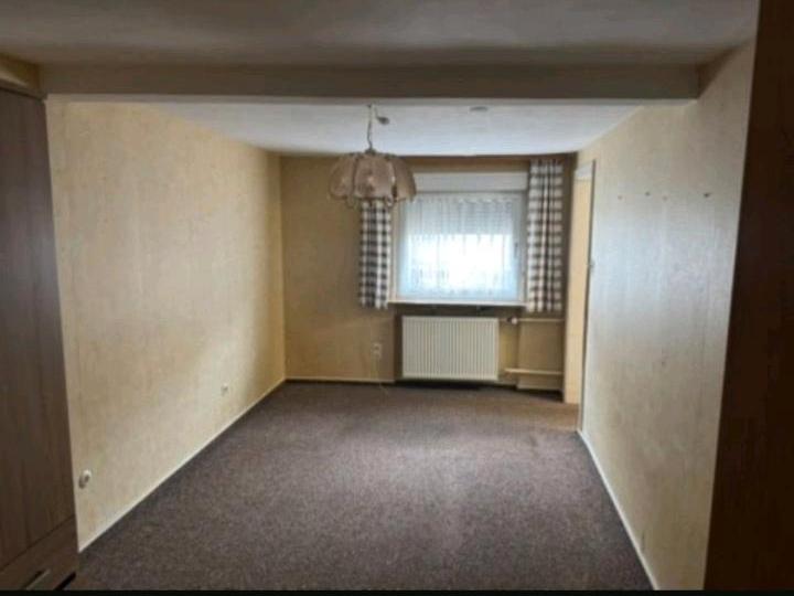 Doppelhaushälfte Worms - 4.5 Zimmer, 179 m&sup2;, 165.000&euro; | Angebot:24833143