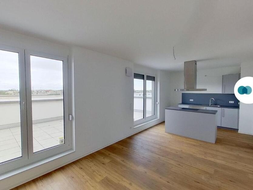 ***EXKLUSIVE PENTHOUSE Wohnung: 2-Zimmer mit Einbauküche und modernem Bad in Mannheim***
