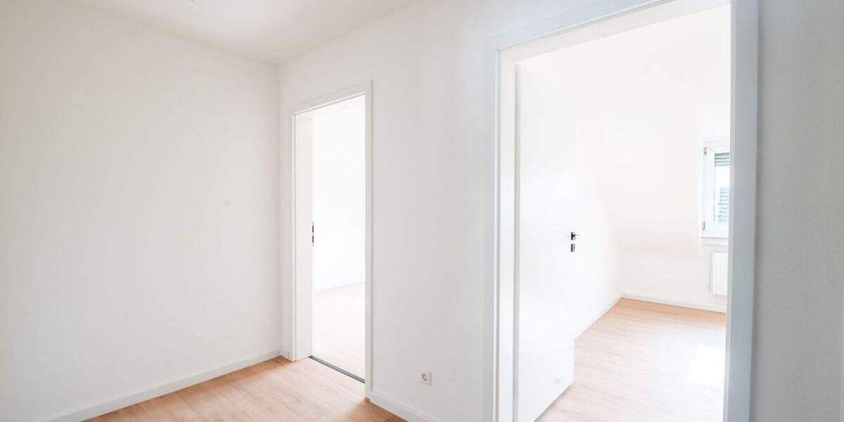 Etagenwohnung Ludwigshafen am Rhein Süd - 2 Zimmer, 47 m&sup2;, 160.000&euro; | Angebot:25738481