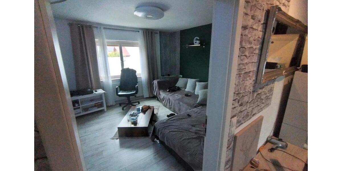 Erdgeschoßwohnung Bürstadt - 4 Zimmer, 100 m&sup2;, 1.500&euro; | Angebot:25648823