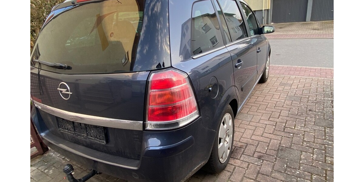 Opel Zafira B 240.607 km 1.960 &euro; Mauer 69256