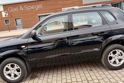 Hyundai TUCSON 194.000 km 3.490 &euro; Worms 67551