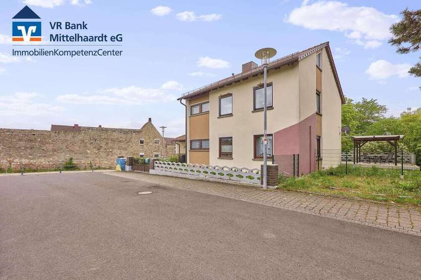 Haus zum Kaufen in Wachenheim 585.000 € 176 m²