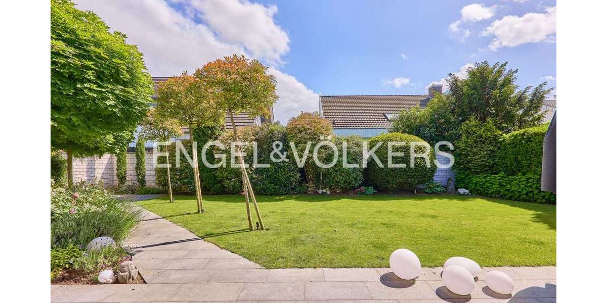 Einfamilienhaus Limburgerhof - 7.5 Zimmer, 250 m&sup2;, 1.100.000&euro; | Angebot:26998837