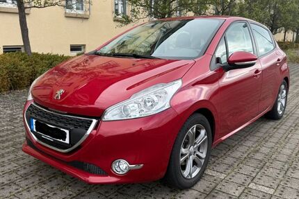 Peugeot 208 65.000 km 6.490 &euro; Neustadt 67433