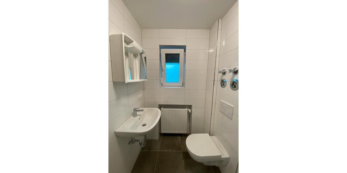 Etagenwohnung Ludwigshafen am Rhein Ludwigshafen-Hemshof - 1 Zimmer, 25 m&sup2;, 750&euro; | Angebot:26536476