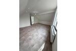 Dachgeschoßwohnung Hockenheim - 2 Zimmer, 85 m&sup2;, 1.250&euro; | Angebot:26625841