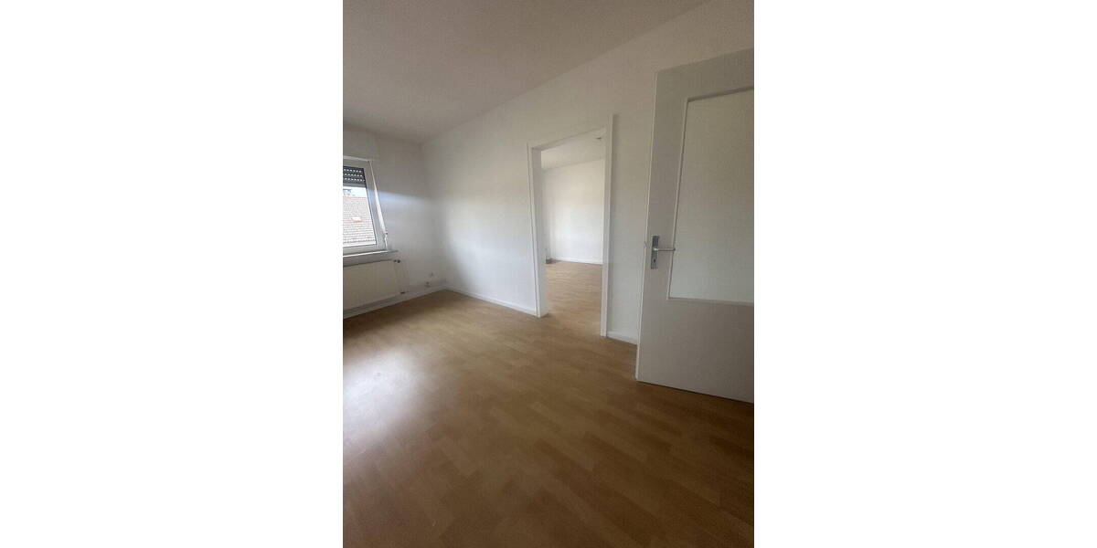 Etagenwohnung Mannheim Neckarstadt - 3 Zimmer, 84 m&sup2;, 1.390&euro; | Angebot:26348114