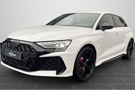 Audi RS3 2.490 km 65.300 &euro; Mannheim 68309
