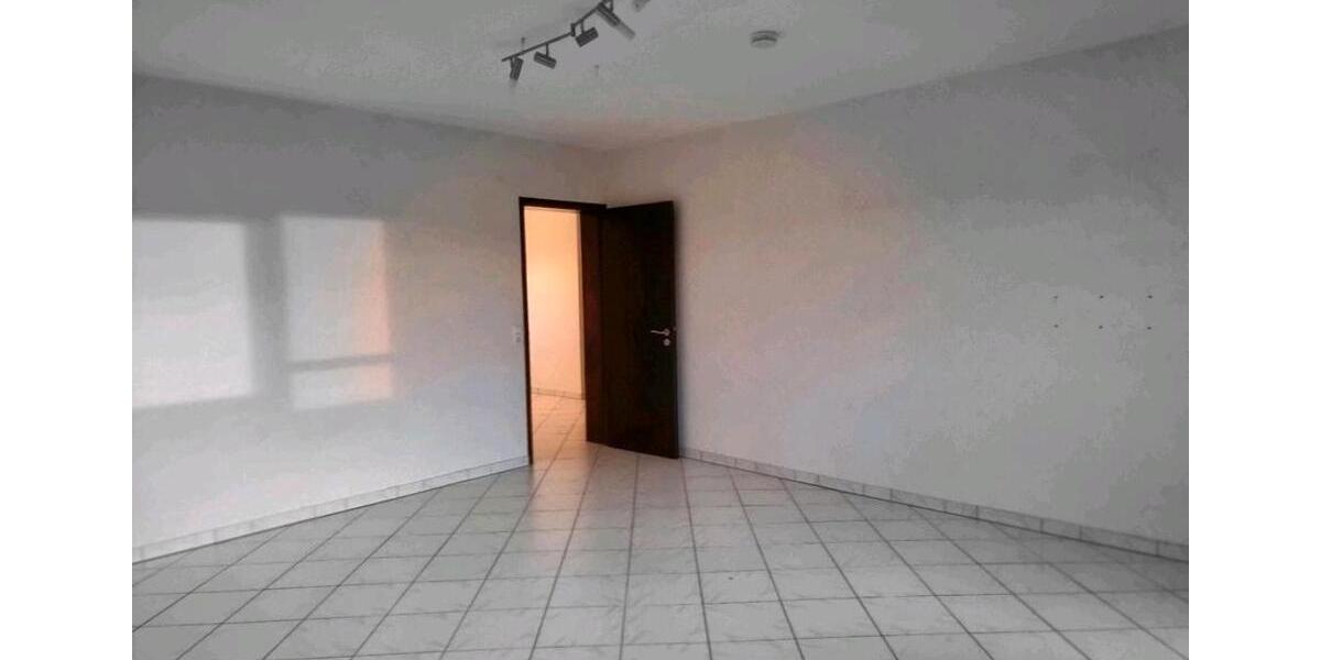 Etagenwohnung Waghäusel - 3.5 Zimmer, 83 m&sup2;, 258.500&euro; | Angebot:26223411