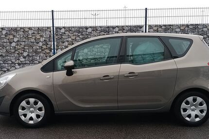 Opel Meriva 214.300 km 2.200 &euro; Weinheim 69469