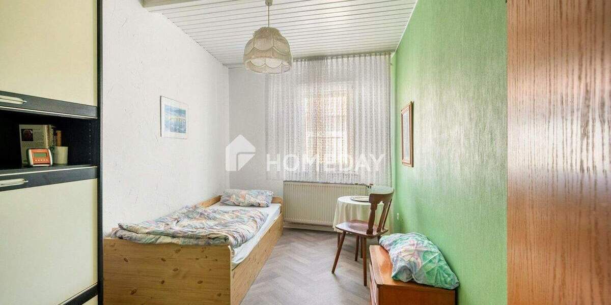 Zwei Wohneinheiten, ein Zuhause: charmantes Reihenhaus mit Anbau und vielseitigem Platzangebot in P 9 zimmer