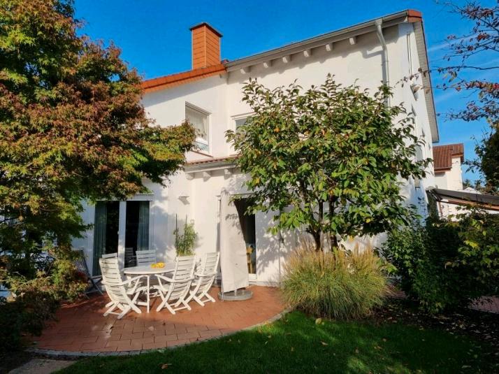 Doppelhaushälfte Mannheim Neckarstadt-Ost - 5 Zimmer, 152 m&sup2;, 710.000&euro; | Angebot:25384391