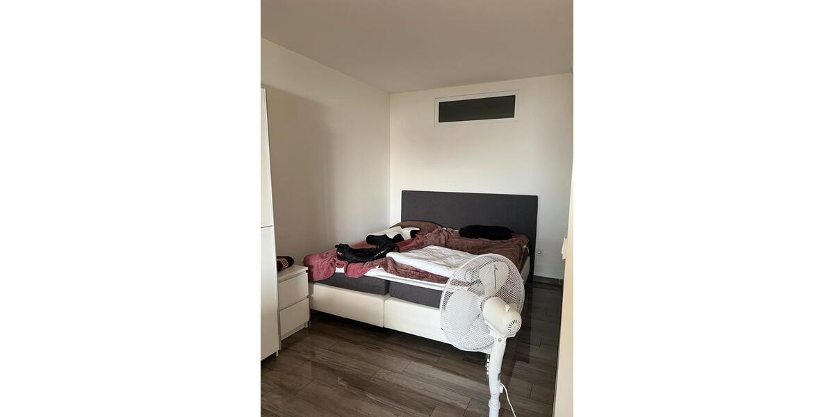 Hochparterre Ludwigshafen am Rhein Ludwigshafen-Hemshof - 1 Zimmer, 55 m&sup2;, 650&euro; | Angebot:26262832
