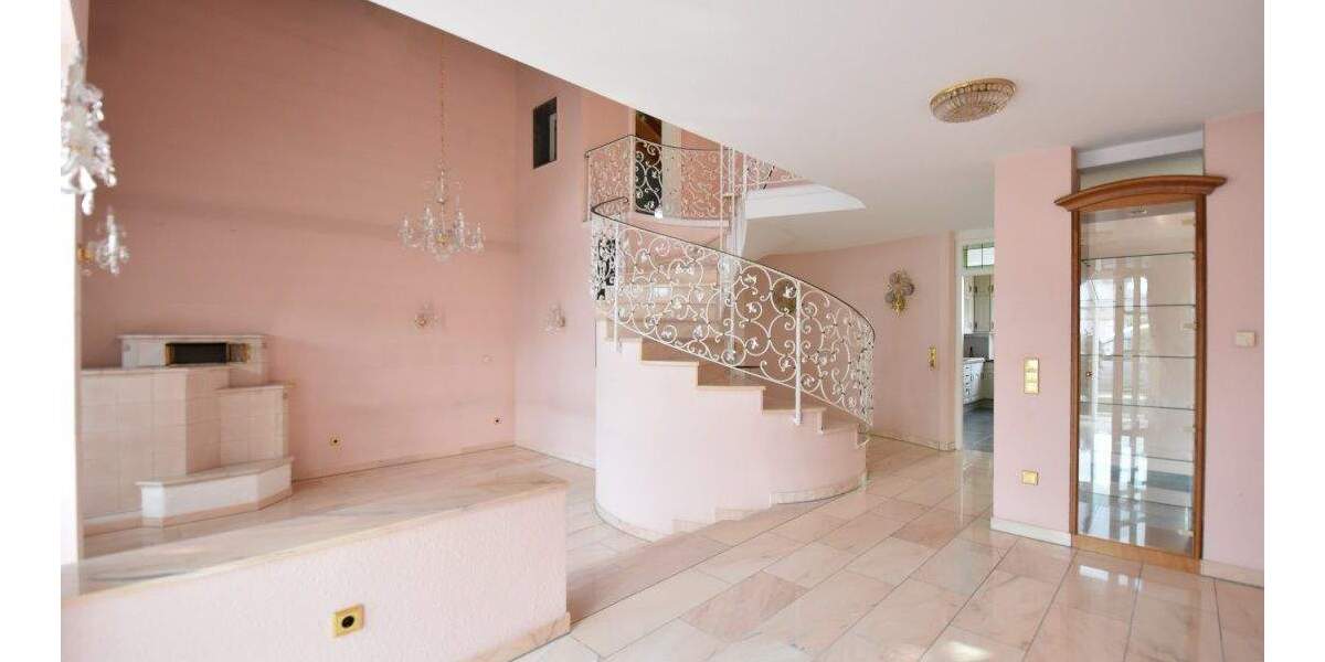 Einfamilienhaus Limburgerhof - 7 Zimmer, 215 m&sup2;, 595.000&euro; | Angebot:25683231