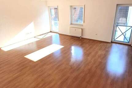 Wohnung Schwetzingen - 3 Zimmer, 95 m&sup2;, 350.000&euro; | Angebot:26261939