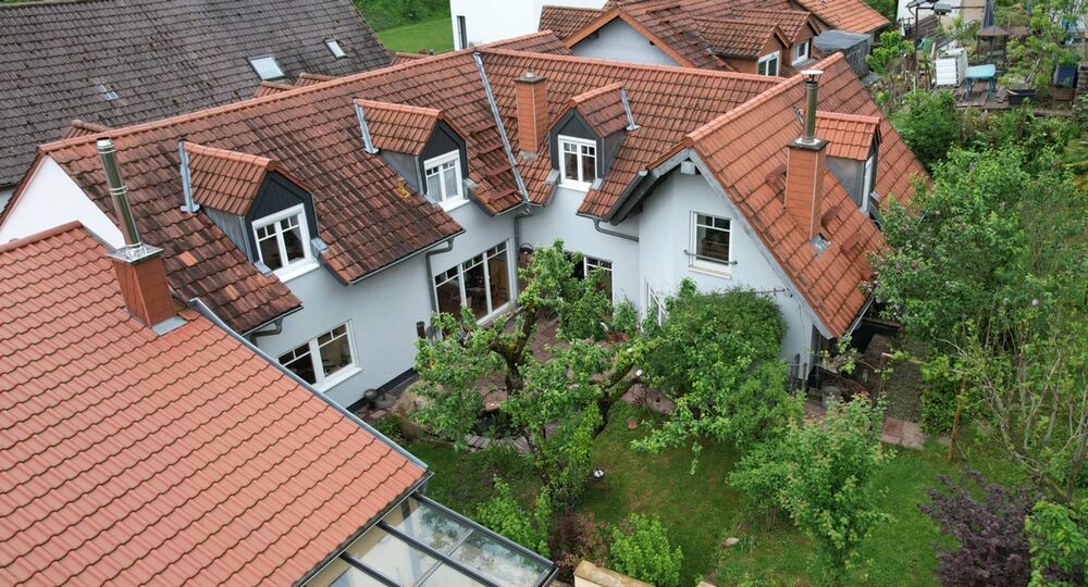 Großzügiges Einfamilienhaus mit 2 kleineren Einliegerwohnungen u. traumhaftem Garten - Einfamilienhaus Wiesloch | Angebot:27219330