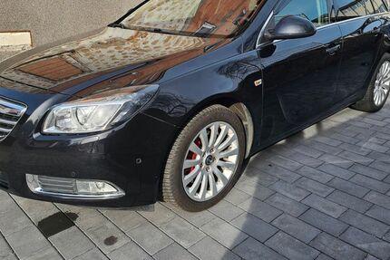 Opel Insignia 202.000 km 7.900 &euro; WEINHEIM 69469