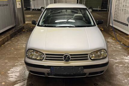 VW Golf 207.000 km 650 &euro; Mannheim 68305