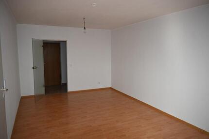 Wohnung Ludwigshafen am Rhein Ludwigshafen-Oggersheim - 2 Zimmer, 67 m&sup2;, 140.000&euro; | Angebot:27225167
