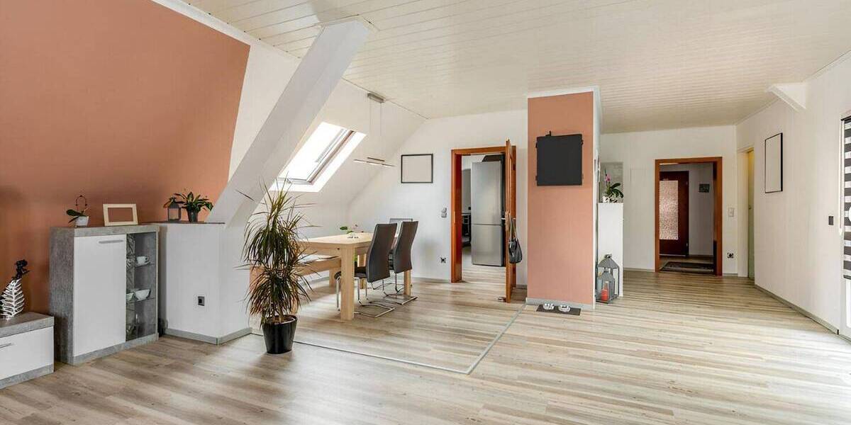 Etagenwohnung Viernheim - 3 Zimmer, 149 m&sup2;, 320.000&euro; | Angebot:26105856