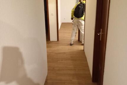 Renovierte 2 ZKB-Wohnung mit Süd-Balkon - WG tauglich 1 zimmer