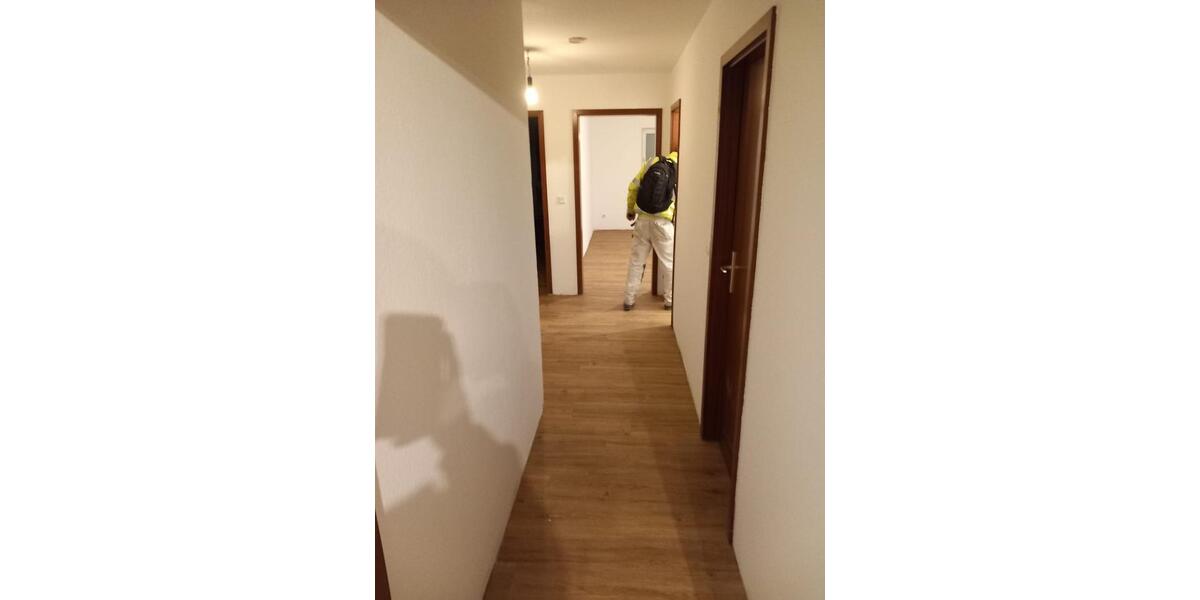 Renovierte 2 ZKB-Wohnung mit Süd-Balkon - WG tauglich 1 zimmer