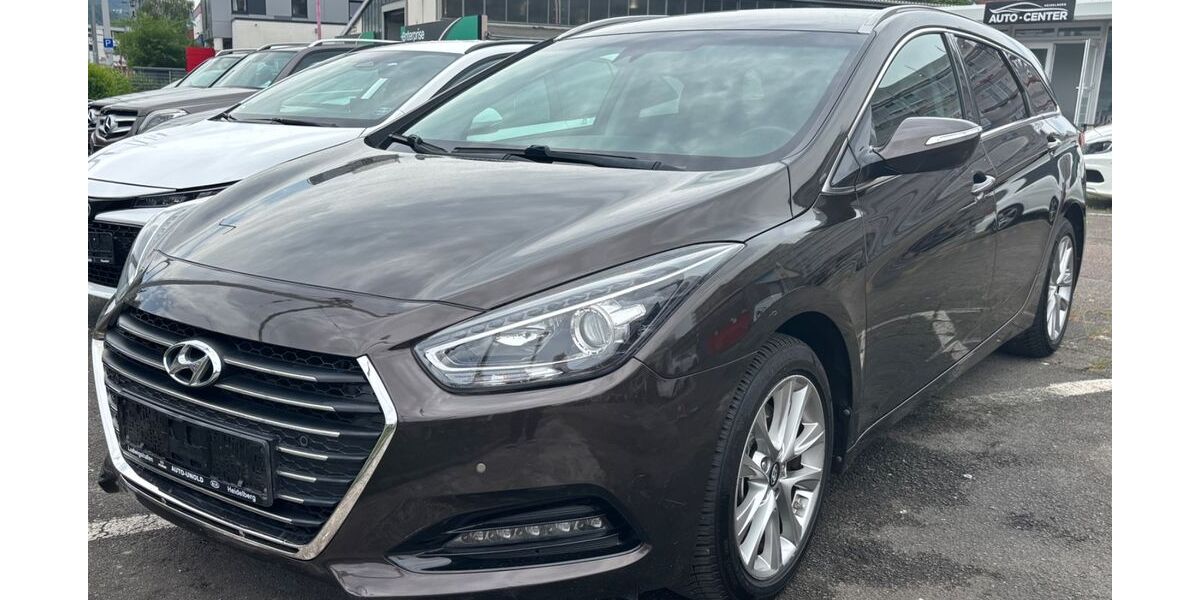 Hyundai i40 106.000 km 10.700 &euro; Heidelberg 69115