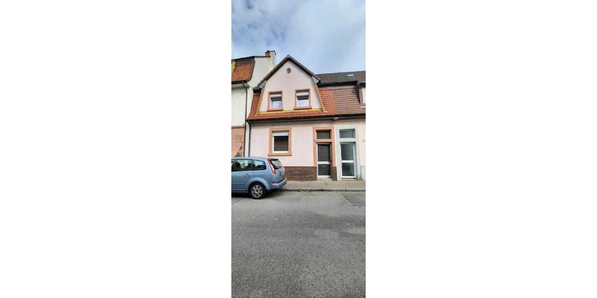 Reihenhaus in guter Lage in Weinheim zu verkaufen. 4 zimmer