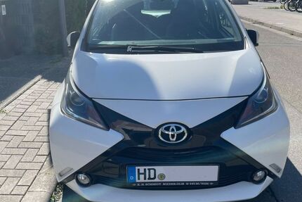 Toyota Aygo (X) 130.000 km 5.200 &euro; Heidelberg 69124