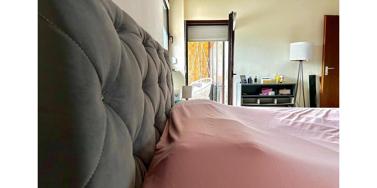 Etagenwohnung Ludwigshafen am Rhein - 4 Zimmer, 98 m&sup2;, 1.350&euro; | Angebot:25320406