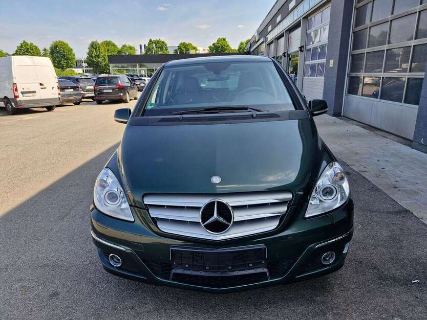 B 200