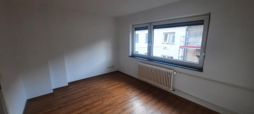 Etagenwohnung Mannheim Herzogenried - 2 Zimmer, 33 m&sup2;, 400&euro; | Angebot:26241673
