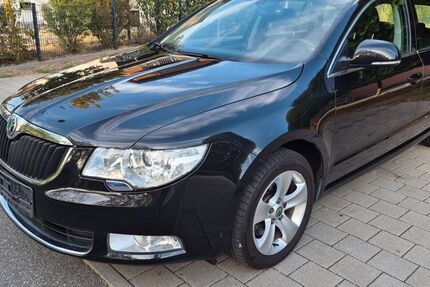 Skoda Superb 131.489 km 7.990 &euro; Wiesloch 69168