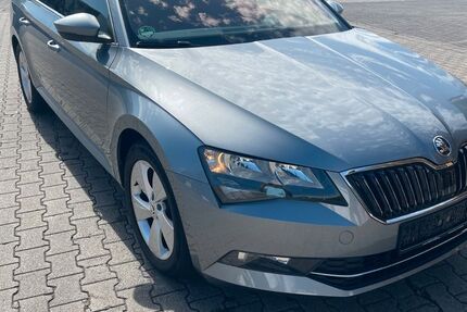 Skoda Superb 199.999 km 9.900 &euro; Hockenheim 68766