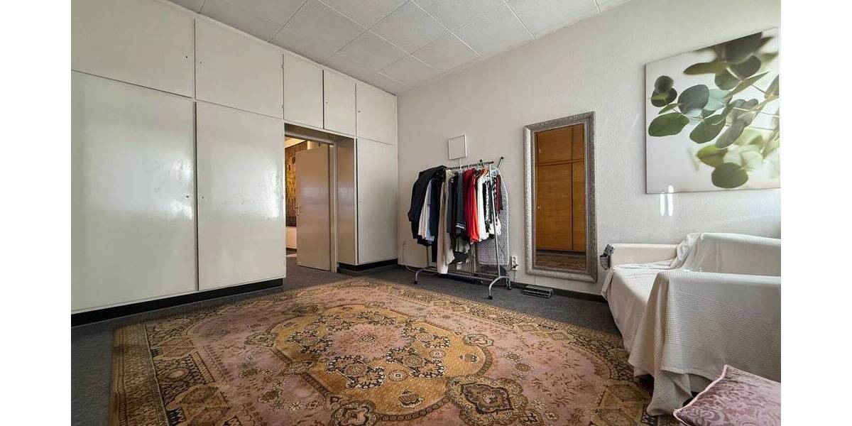 Gewerbeobjekt Mannheim Neckarau - 5 Zimmer, 211 m&sup2;, 295.000&euro; | Angebot:23624733