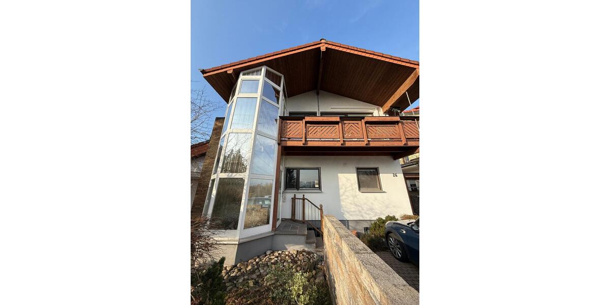 Dachgeschoßwohnung Leimen - 3 Zimmer, 92 m&sup2;, 1.200&euro; | Angebot:24615000