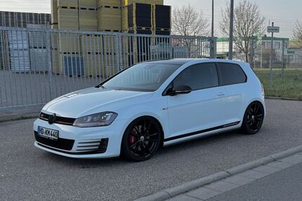 VW Golf 103.000 km 16.990 &euro; Reilingen 68799