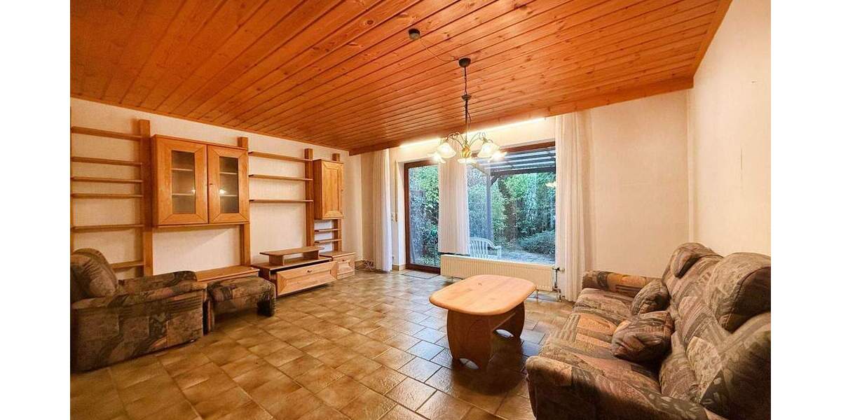 Gepflegtes, renovierungsbedürftiges Reihenmittelhaus in ruhiger und zentraler Lage von Leimen 5 zimmer