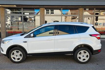 Ford Kuga 141.890 km 8.950 &euro; WALDSEE 67165
