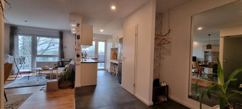 Hochparterre Mannheim Hochstätt - 2 Zimmer, 63 m&sup2;, 1.400&euro; | Angebot:24720546